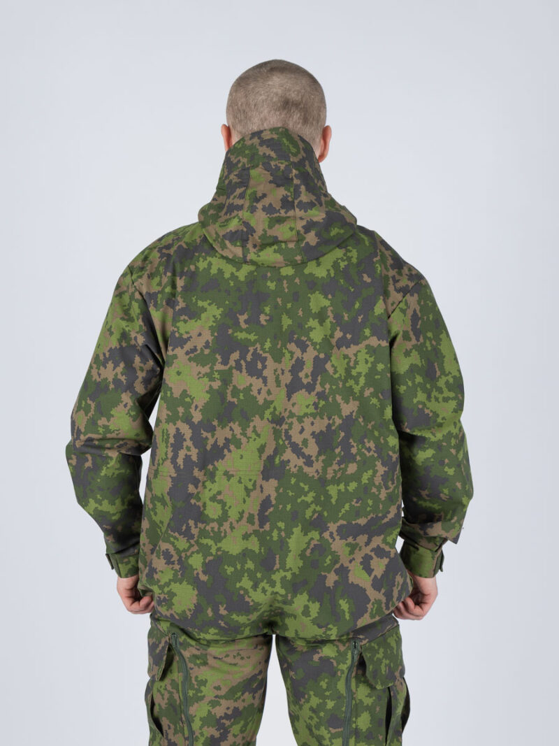 ilves anorakki m05 metsakuvio taka