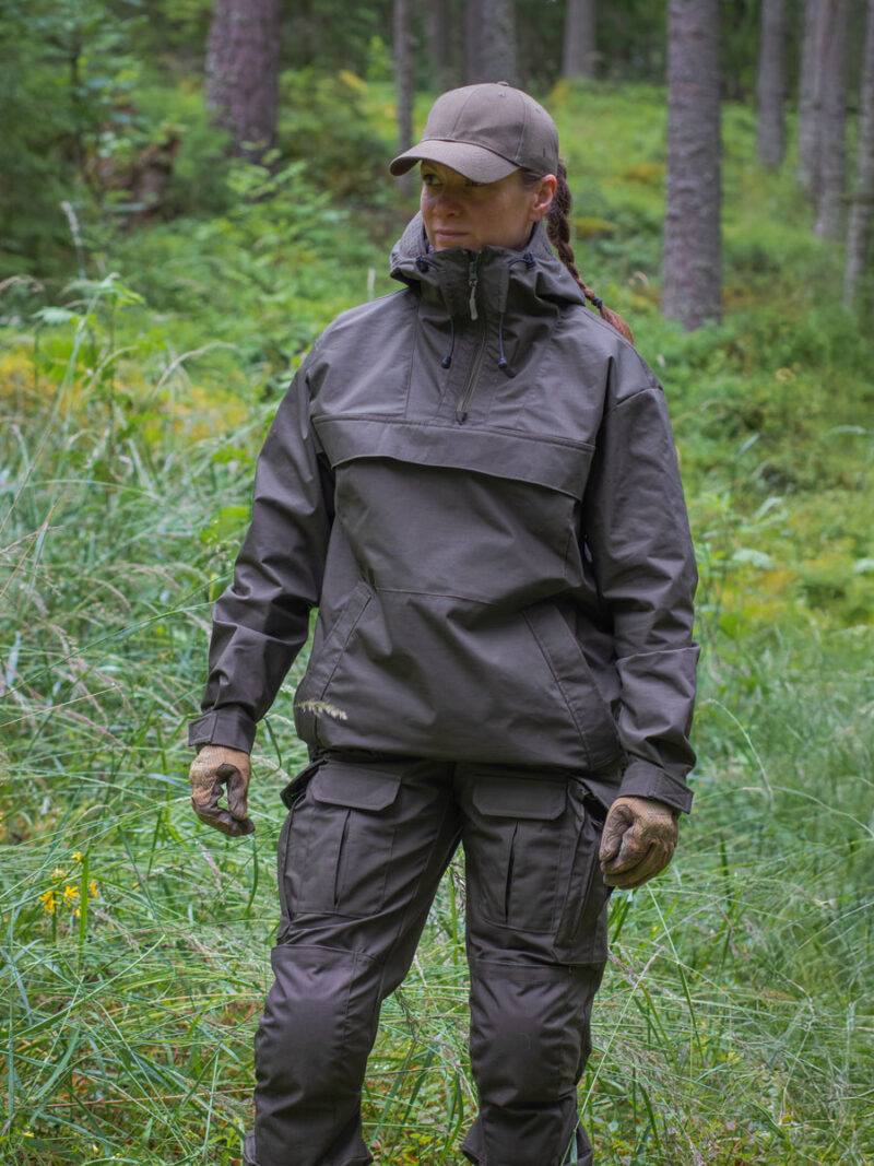 ranger green anorakki taisteluhousut