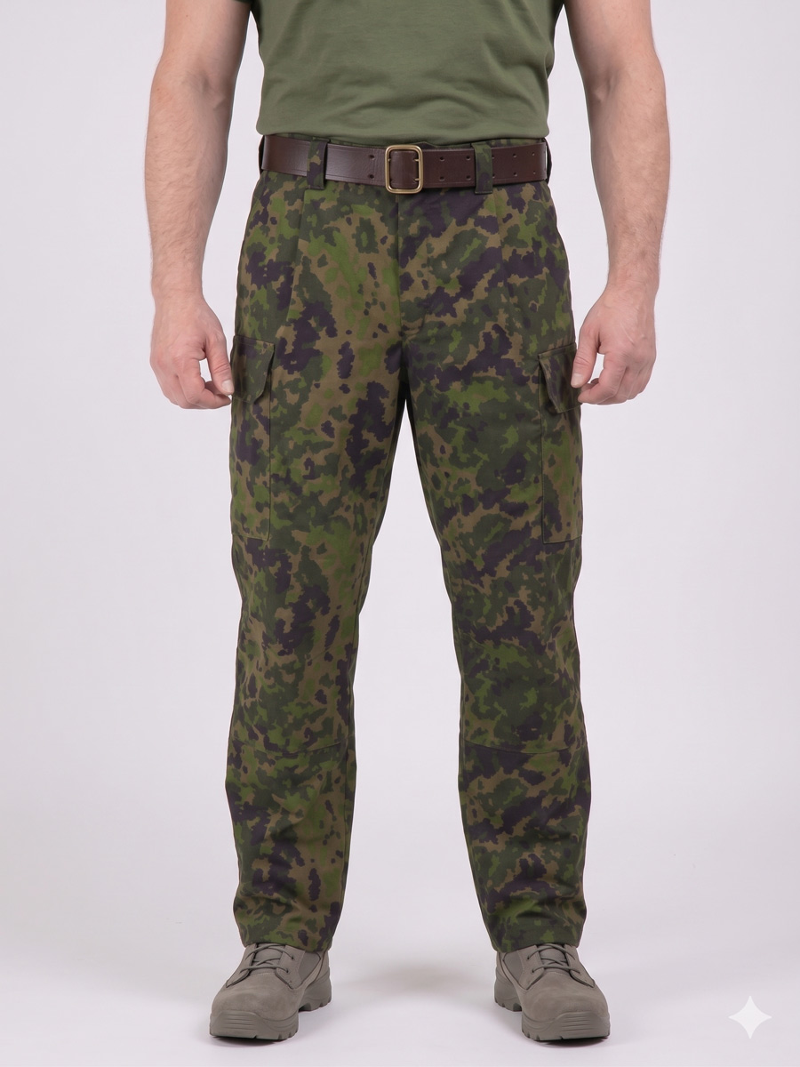 M05 Tactical -helleasu, housut